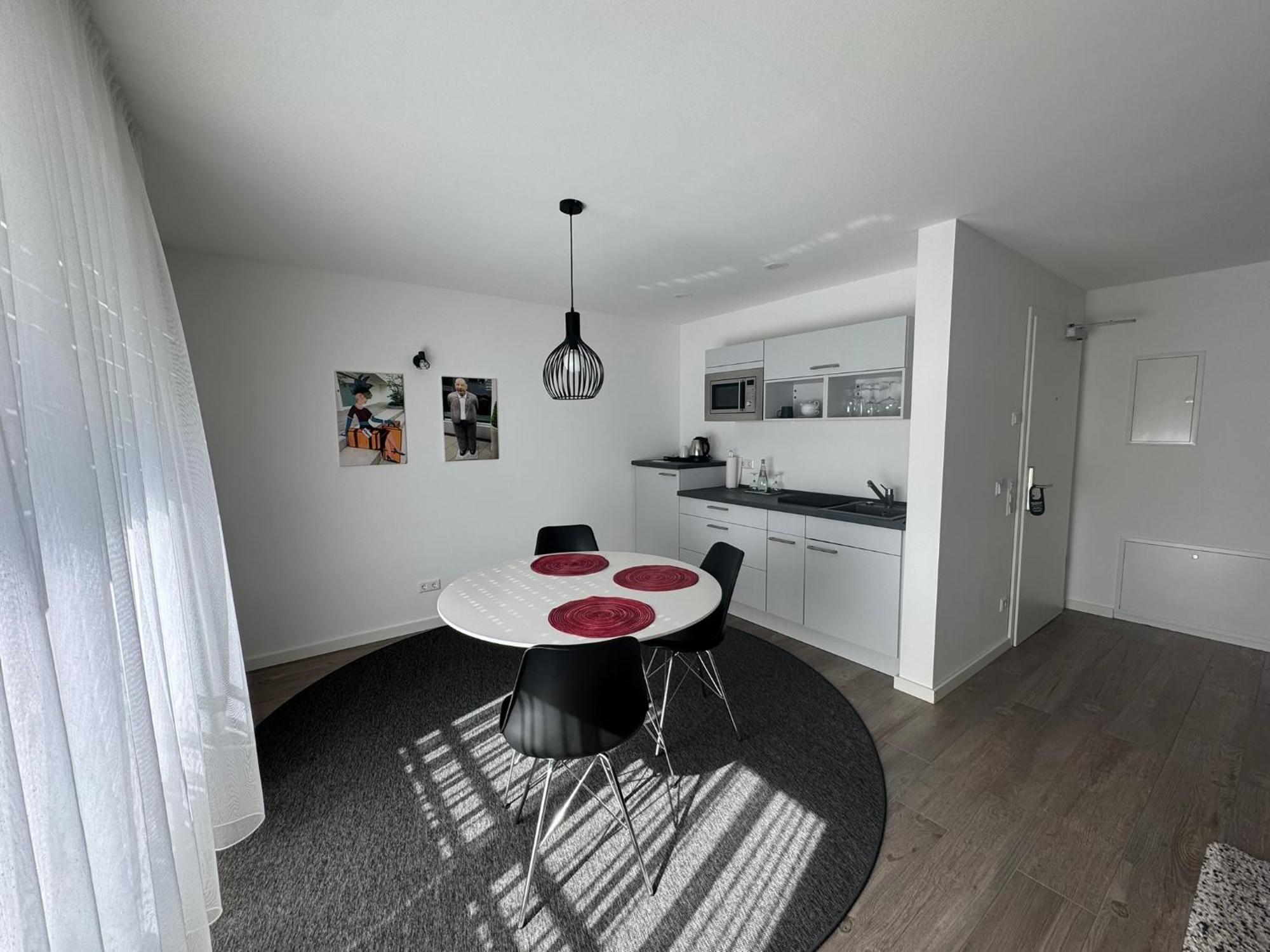 Hotel Barth Кайзерслаутерн Екстериор снимка
