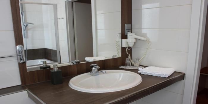 Hotel Barth Кайзерслаутерн Екстериор снимка